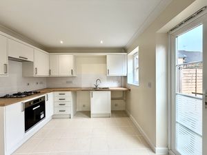 Dining Kitchen- click for photo gallery
